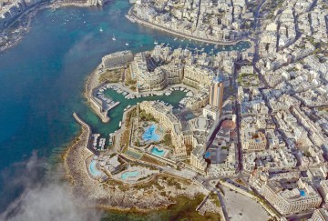 Românii au cheltuit pentru vacanţe în Malta milioane de euro